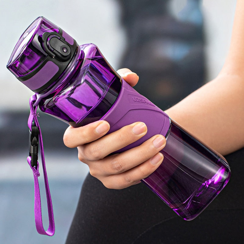 Trinklasche mit kreativen Features